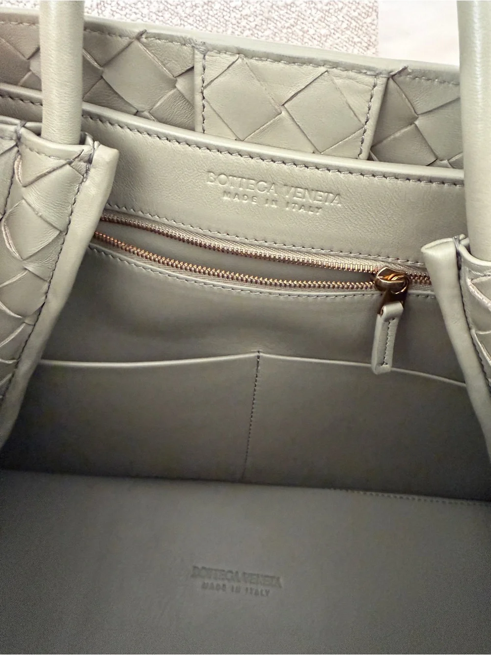 Bottega Veneta Andiamo medium travertine
